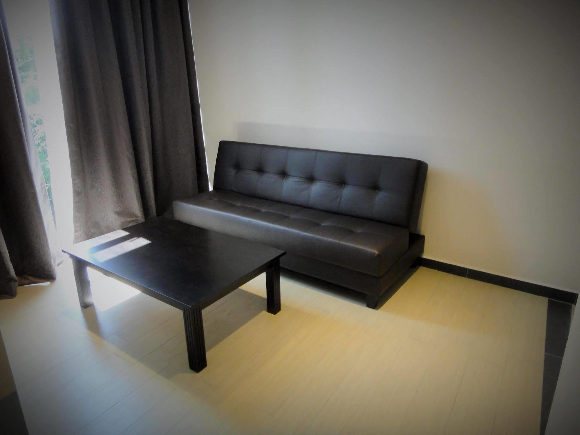 Galaxy Hotel Simpang Ampat  Esterno foto